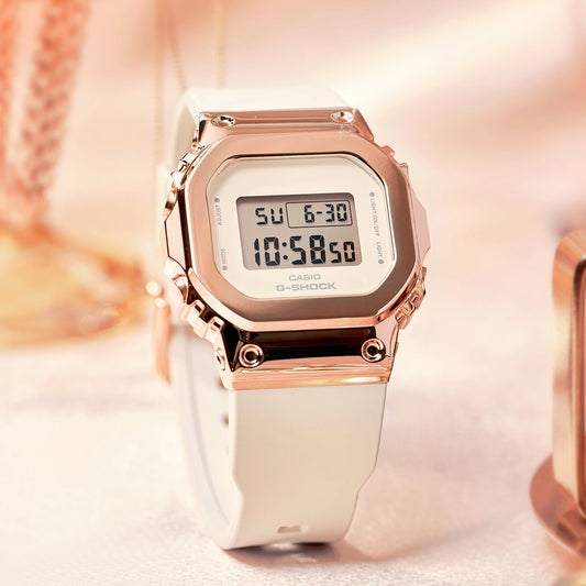 Casio g shock gms5600g